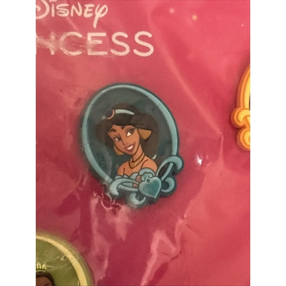 Crocs Jibbitz Disney Princess 5 Pack Shoe Charms Uniquely You Belle Jasmine